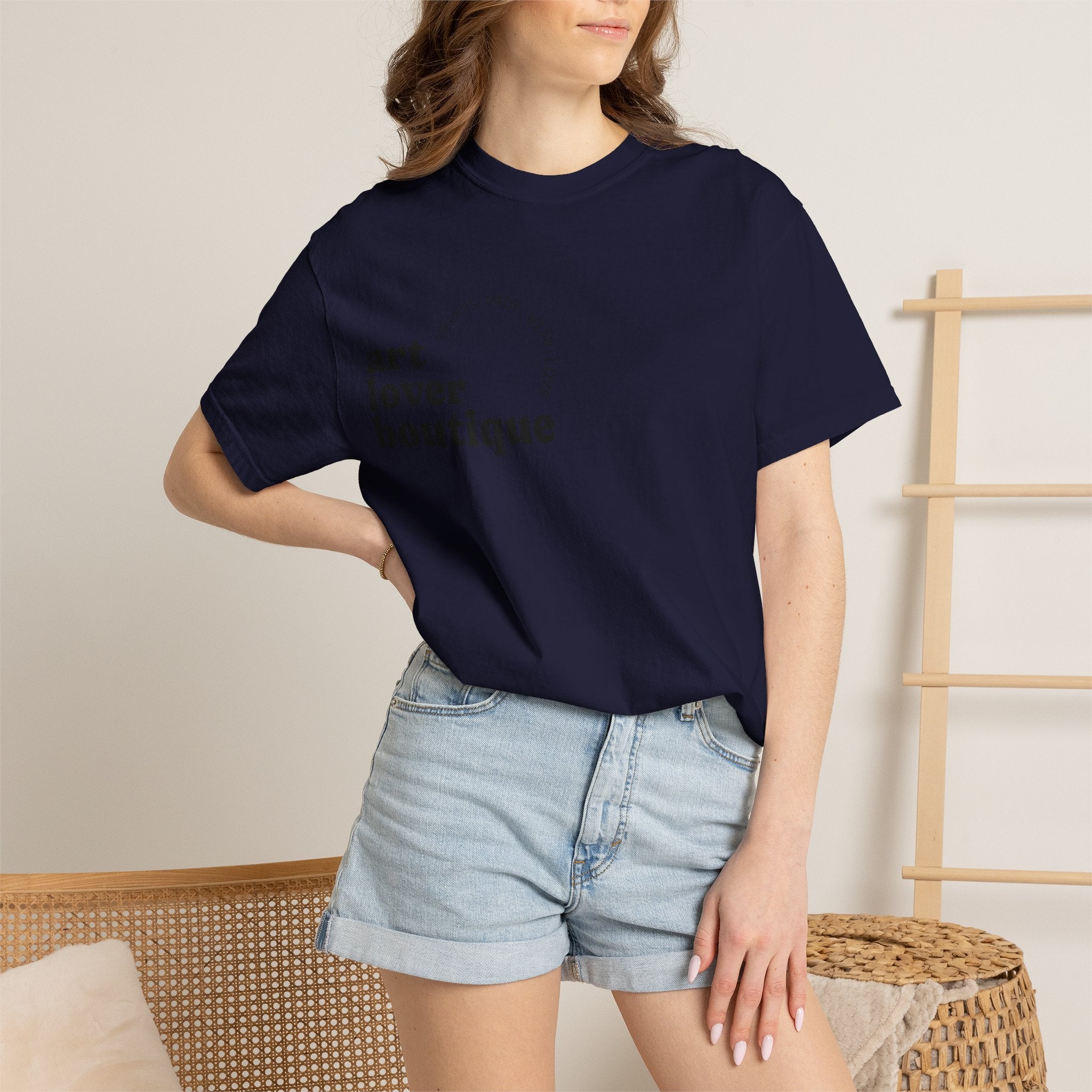 Art Lover Boutique T‑Shirt — Minimalist Graphic Tee