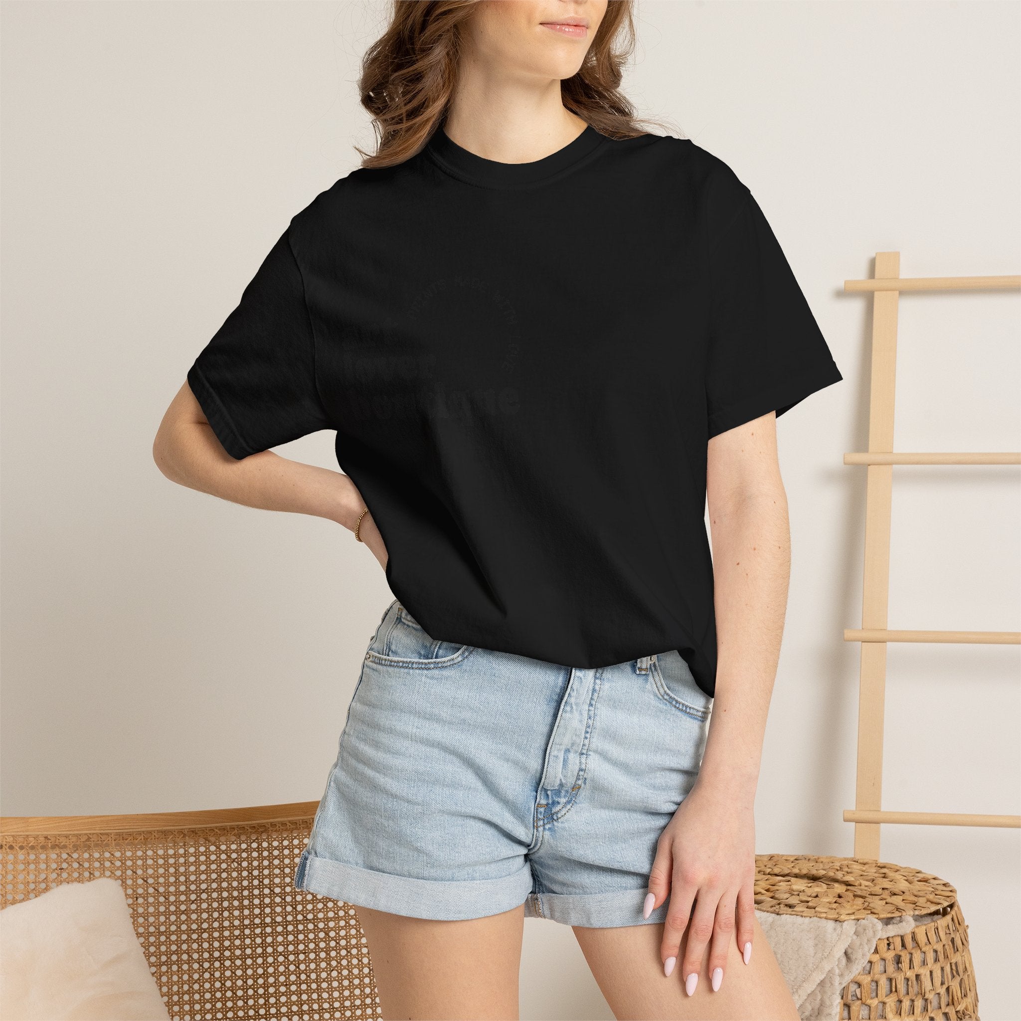 Art Lover Boutique T‑Shirt — Minimalist Graphic Tee